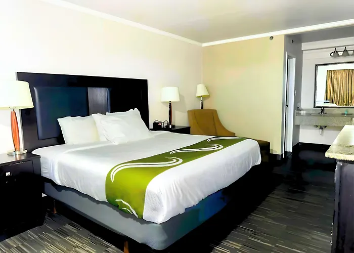 Quality Worth - Downtown East 2* Fort Worth